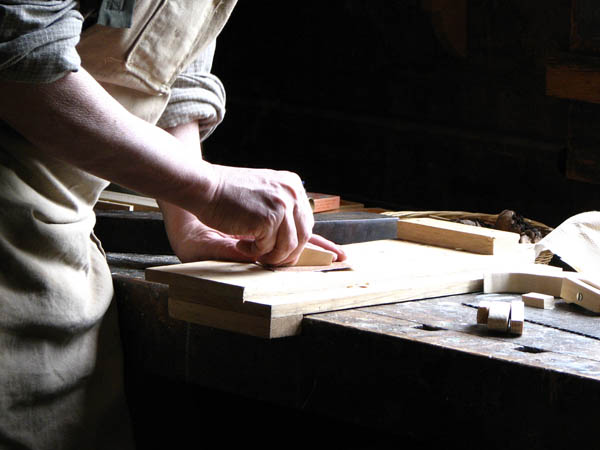 Nuestra <strong>carpintería de madera en  Massanes</strong> es una empresa de <strong>herencia familiar</strong>, por lo que  contamos con gran <strong>experiencia </strong>en la profesión.